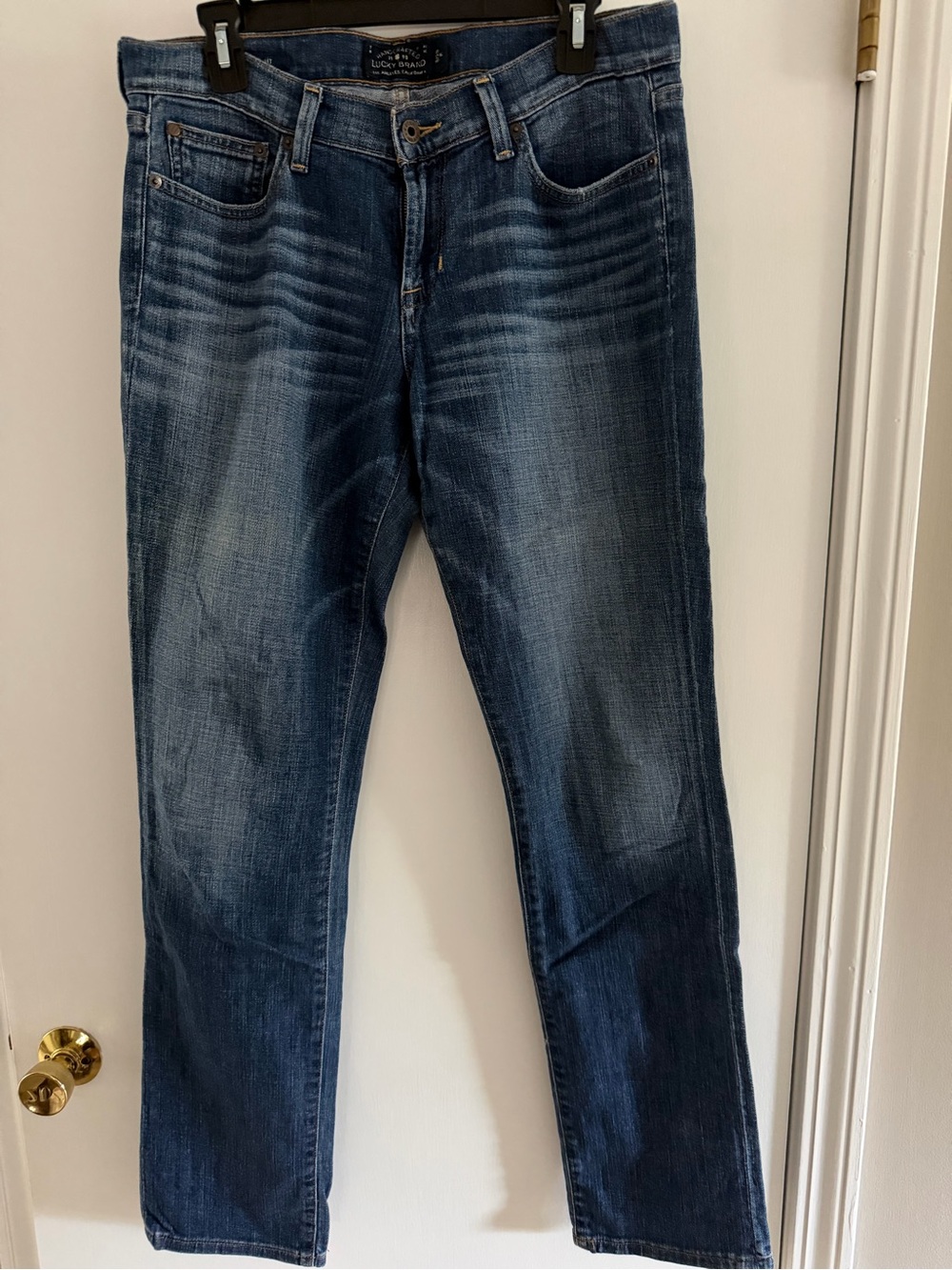 Lucky Brand women’s Style Straight Leg Jeans in Dark Indigo Wash